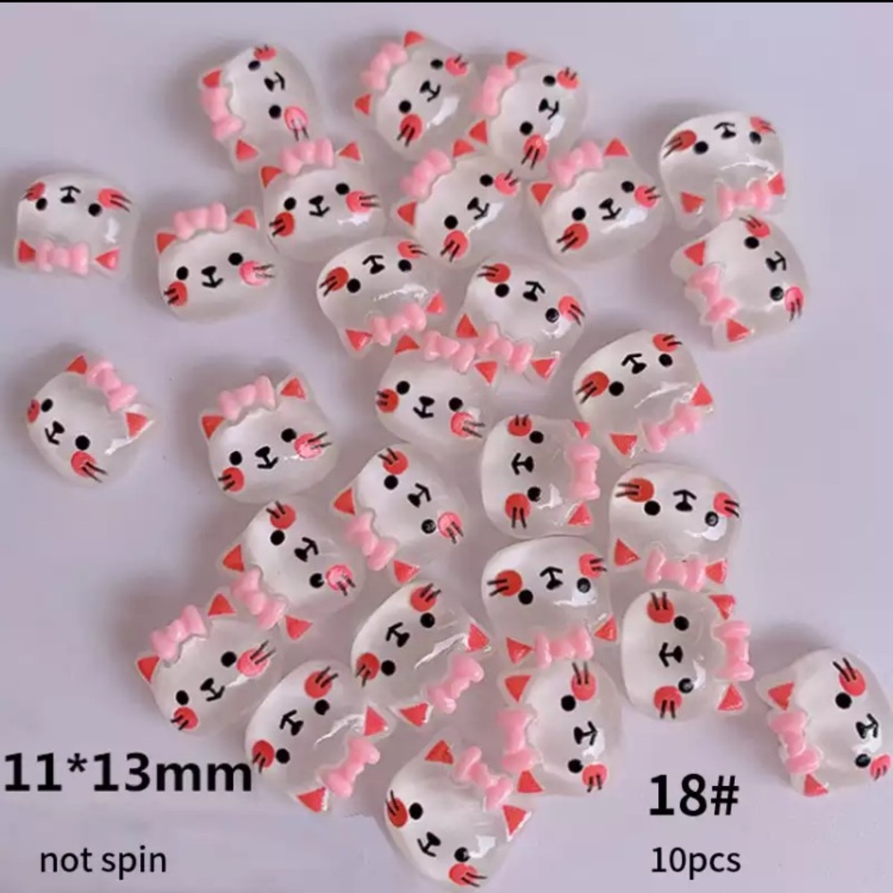 Small bear nail art